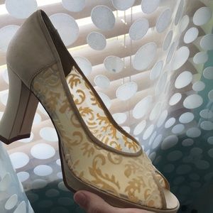 BEAUTIFUL Ann Marino Mesh Lace heels